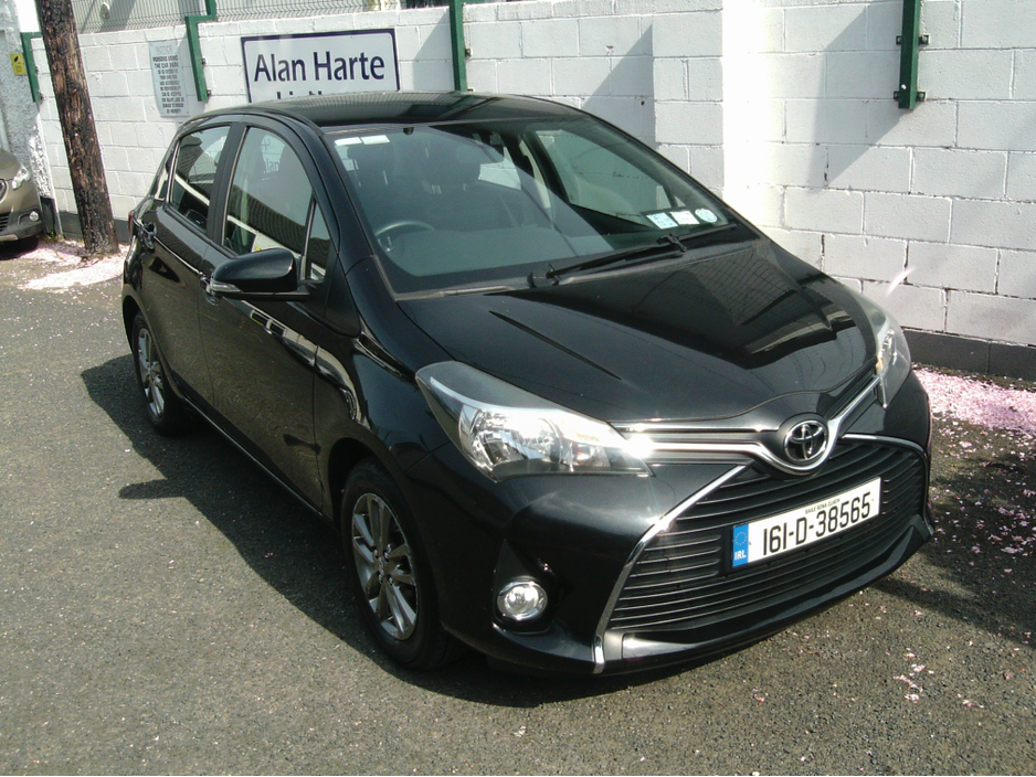 2016 Toyota Yaris 1L Petrol For Sale Images