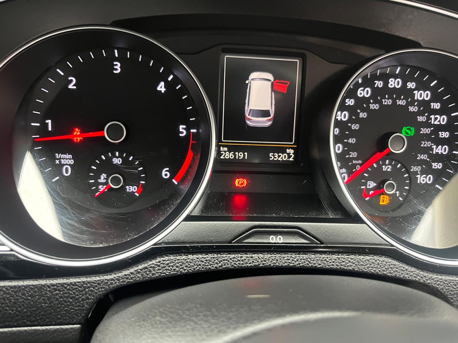 2016 Volkswagen Passat 2L Diesel For Sale Images