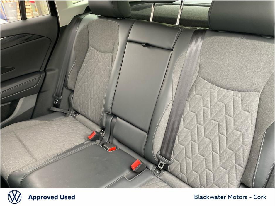 Volkswagen Tiguan 1.5TSI 204BHP EDITION 75 HYBRID AUTOMATIC — thumbnail 25