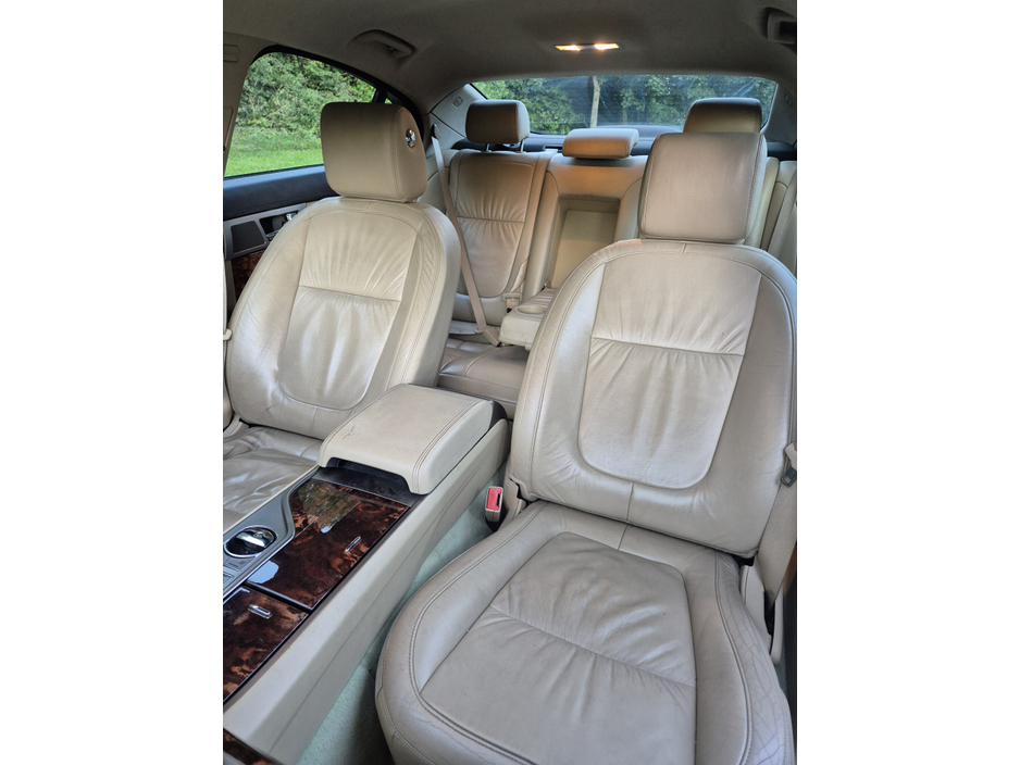 2010 Jaguar XF