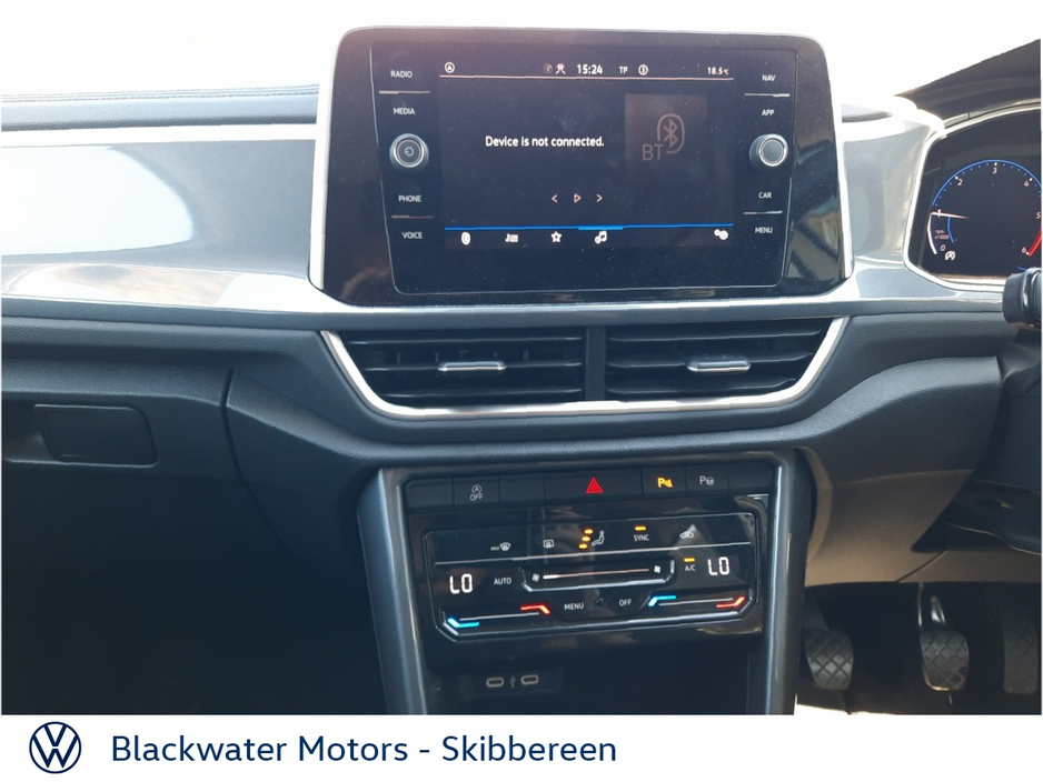 Volkswagen T-Roc 2.0TDI 116BHP STYLE WITH REVIEW CAMERA AND USB-C — thumbnail 19