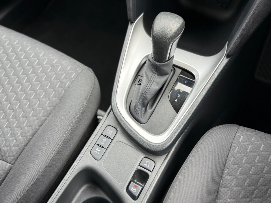 2024 Toyota Yaris Cross 1.5L Petrol Hybrid For Sale Images
