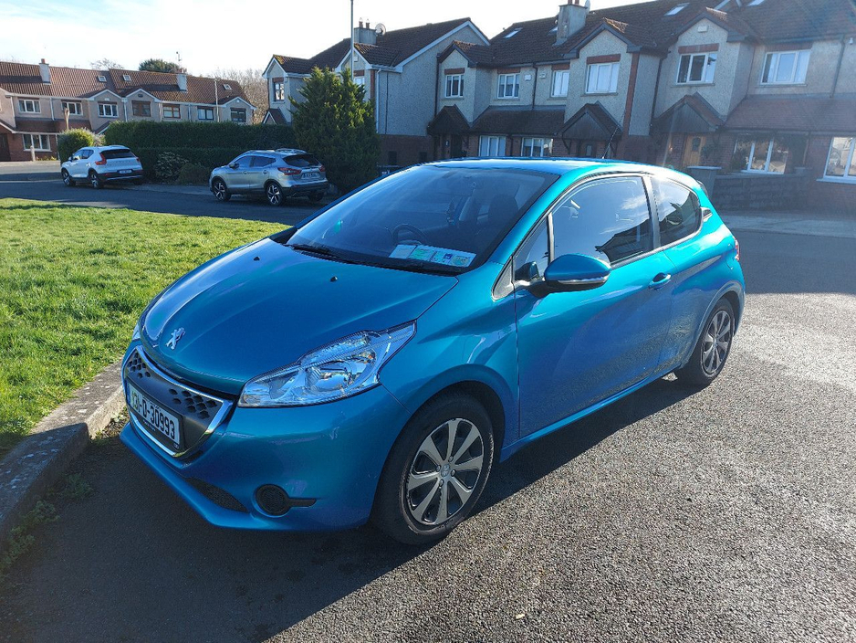 Peugeot 208 1.4 eHDI Access Hatchback Diesel Automatic (68bhp) — thumbnail 12