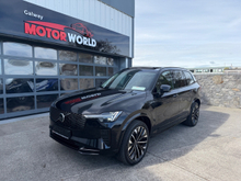 Volvo XC90 T8 ULTRA DARK AWD
