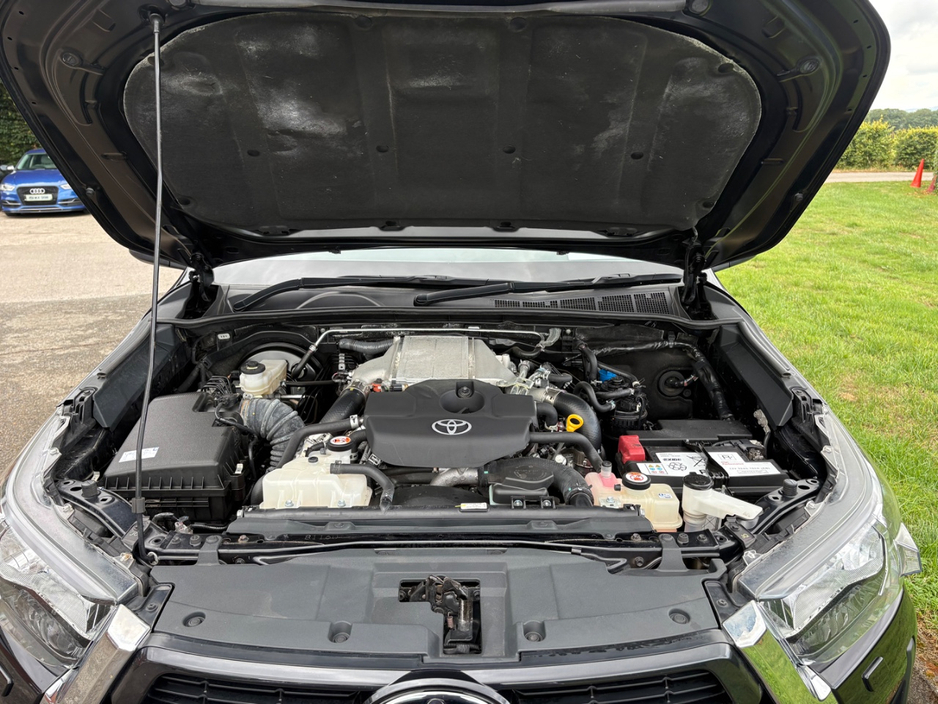 2023 Toyota Hilux 2.4L Diesel For Sale Images