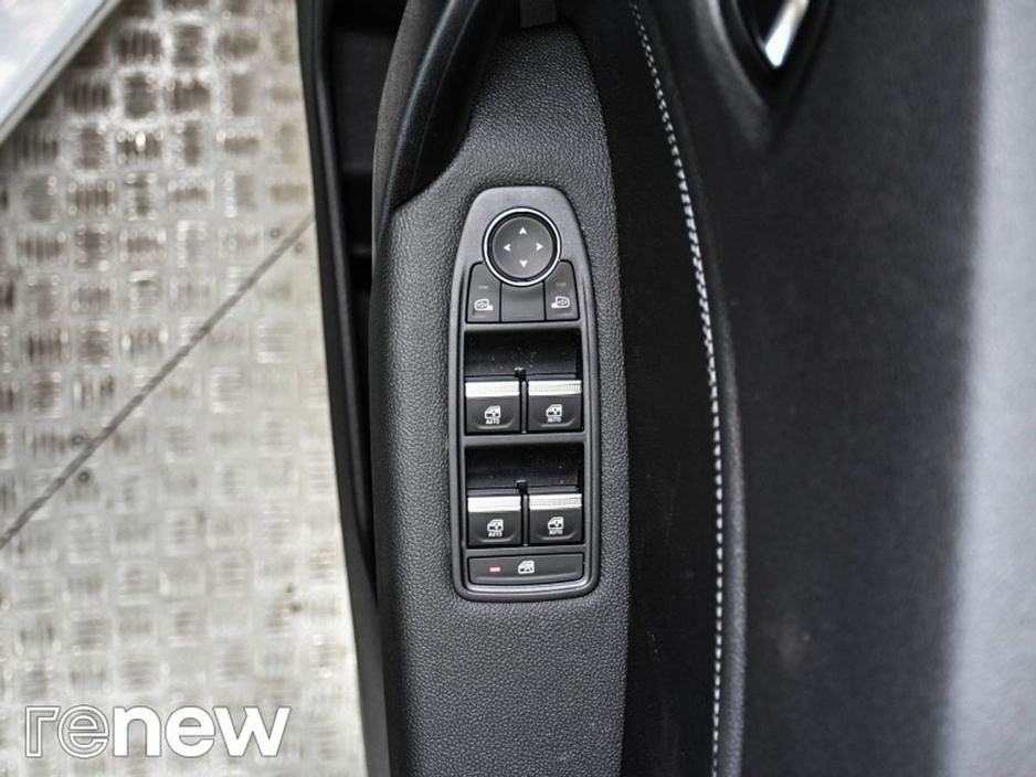Renault Captur TCe 90 Techno — thumbnail 29