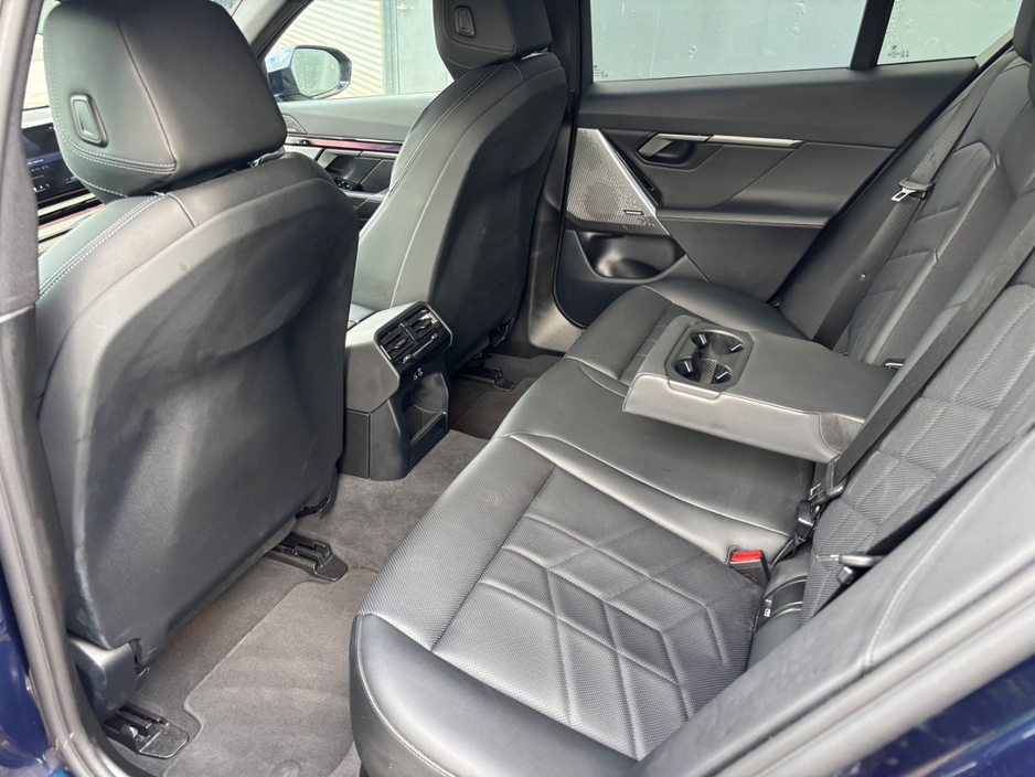 2025 BMW 5 Series 2L Petrol Plug-in Hybrid For Sale Images