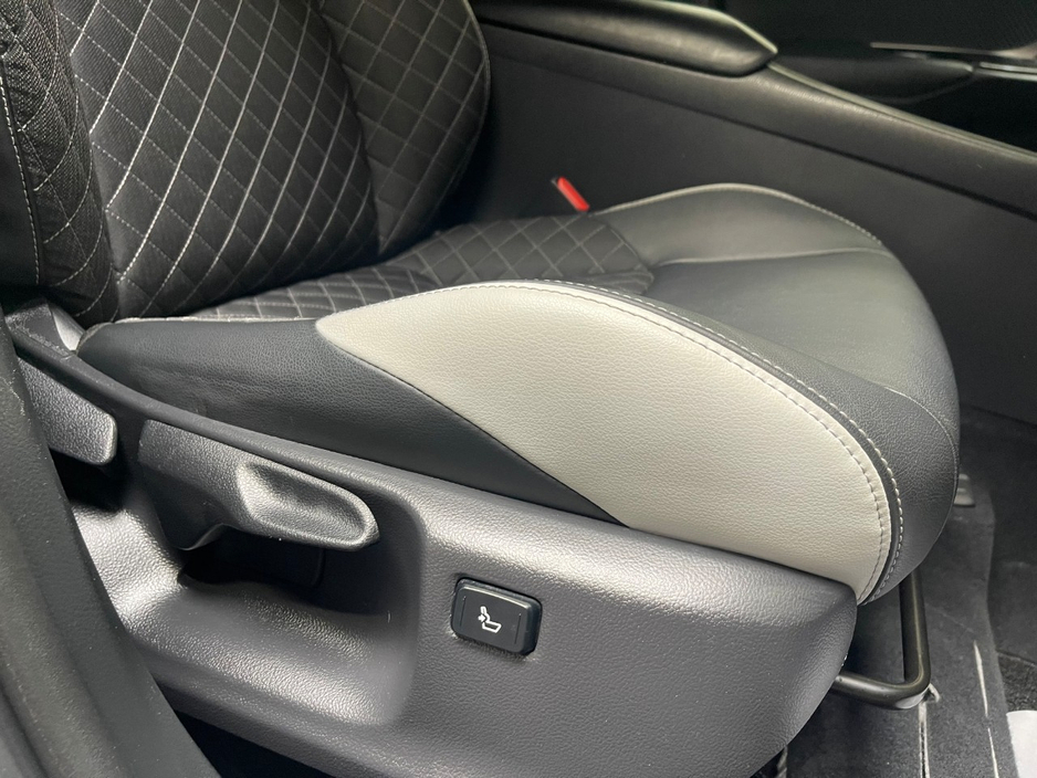 2019 Toyota C-HR 1.8L Petrol Hybrid For Sale Images