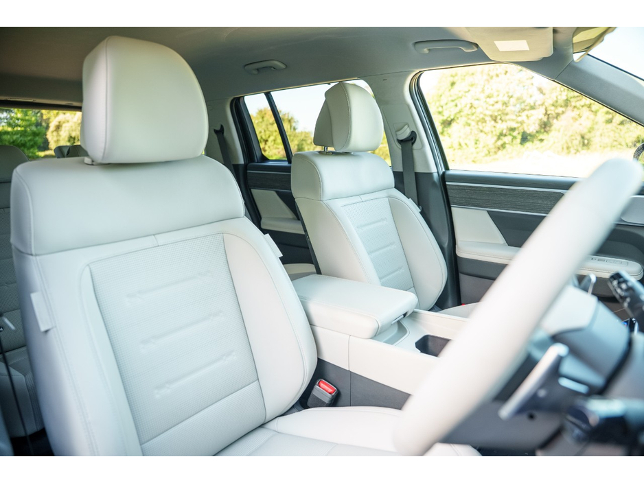 2025 Hyundai Santa Fe 1.6L Petrol Plug-in Hybrid For Sale Images