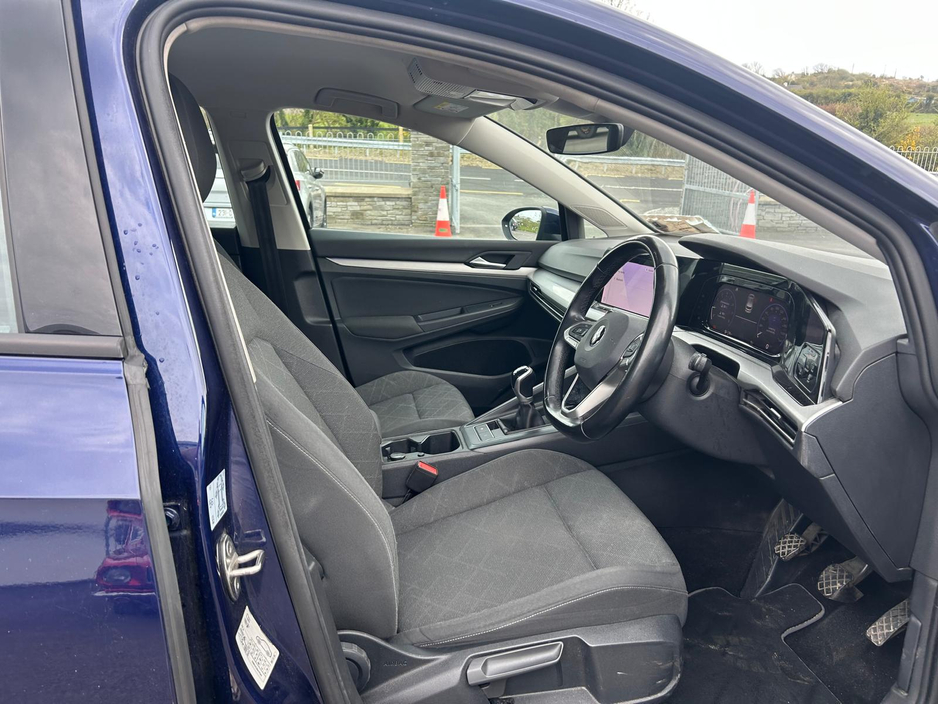 2021 Volkswagen Golf 1L Petrol For Sale Images