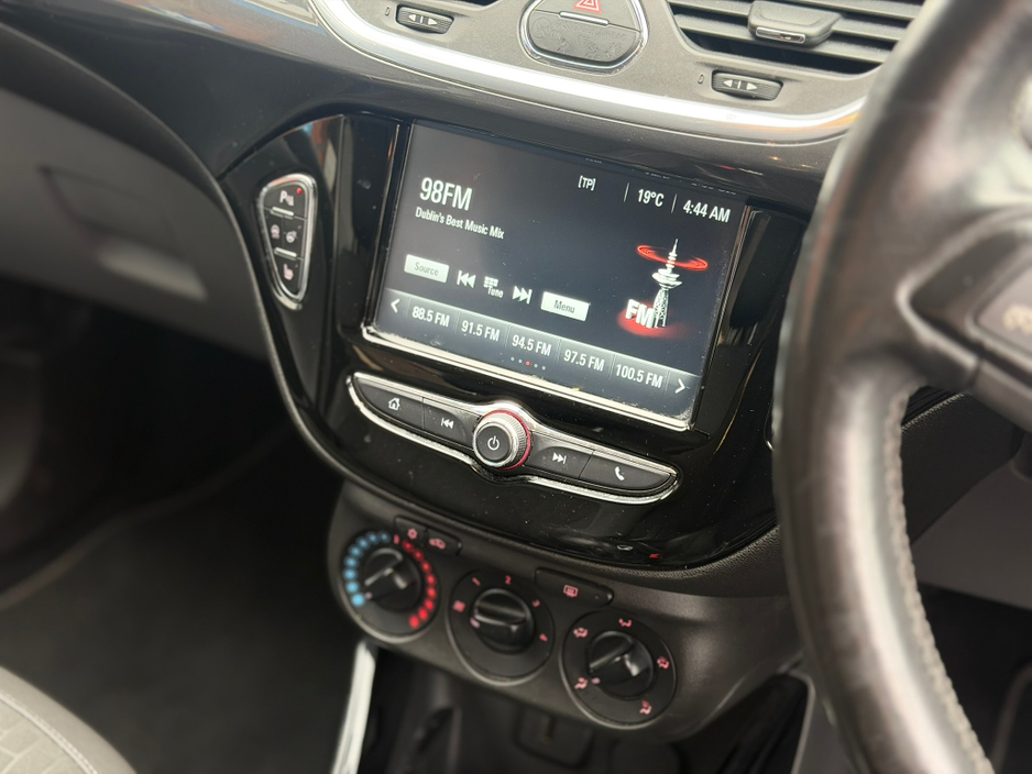 Opel Corsa 1.4 SE - FULL DEALER HIST - HIGH SPEC — thumbnail 12