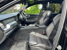 2022 Volvo XC60 2L Diesel For Sale Images