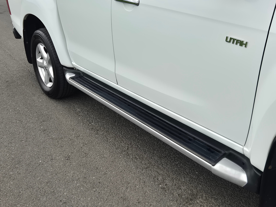 2016 Isuzu D-MAX 2.5L Diesel For Sale Images