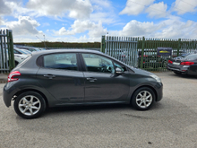 2014 Peugeot 208 1L Petrol For Sale Images