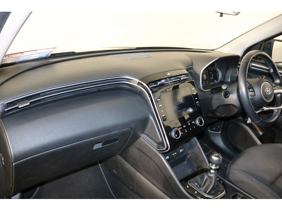 Hyundai Tucson Comfort Plus Diesel 1.6L SUV - 4.9% APR Finance rate -No Deposit - PCP & HP Available — thumbnail 9