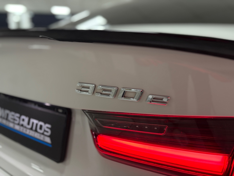 2023 BMW 3 Series 2L Hybrid For Sale Images