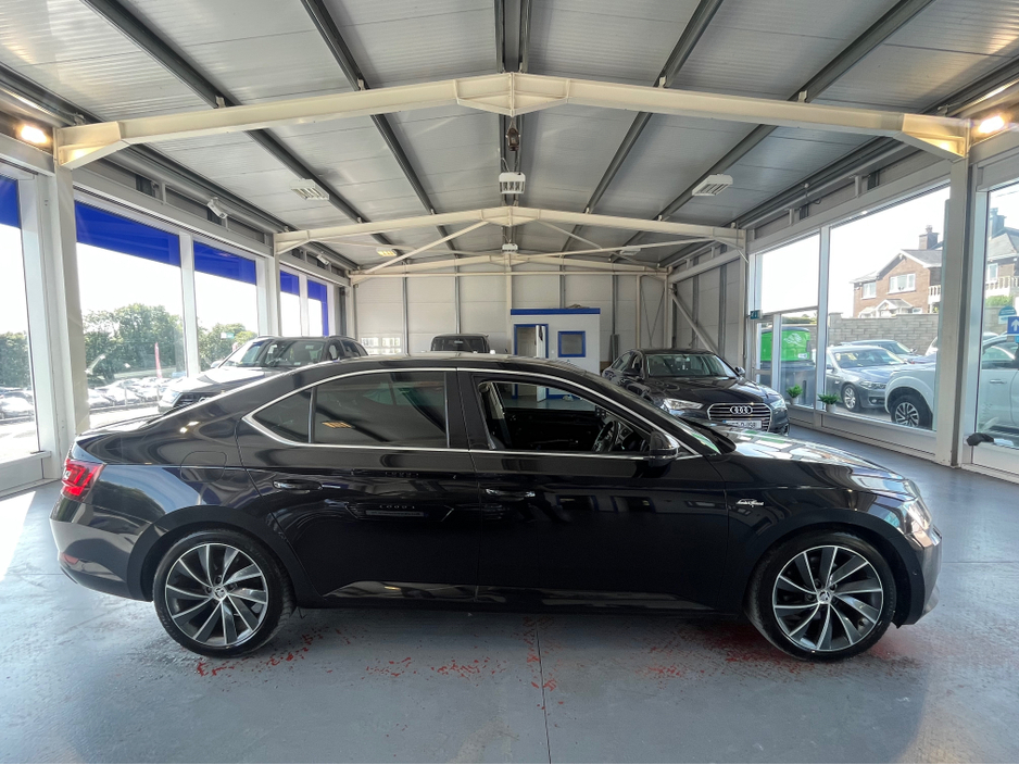 2016 Skoda Superb 2.0L Diesel For Sale Images