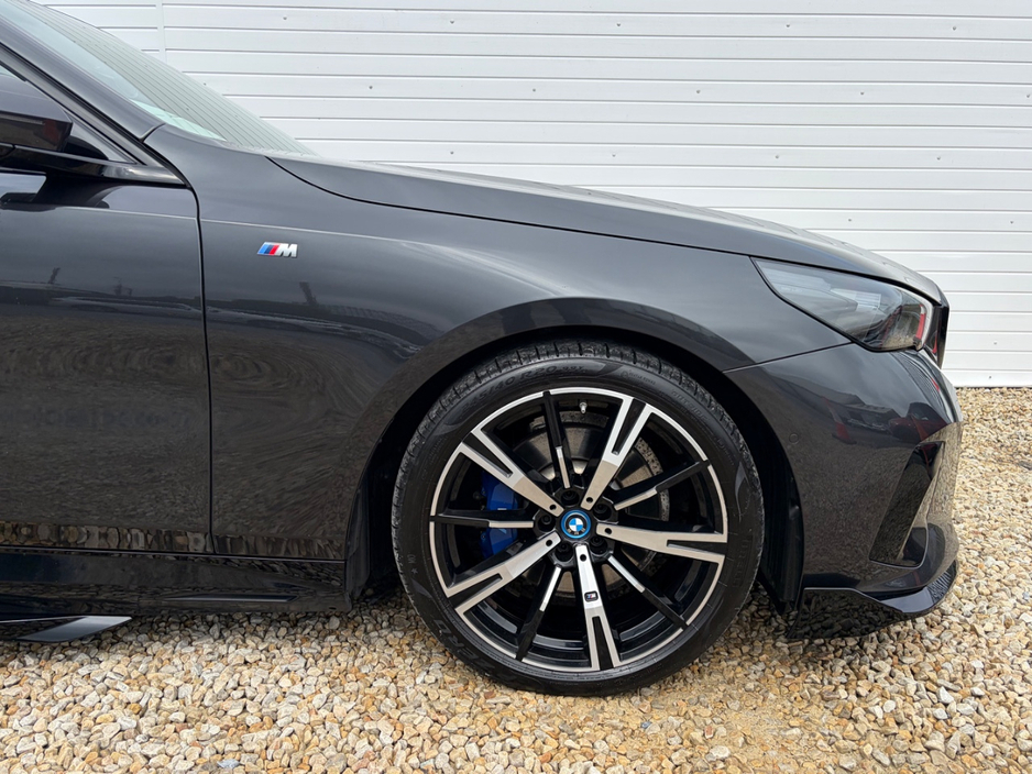2024 BMW 5 Series 2L Petrol Plug-in Hybrid For Sale Images