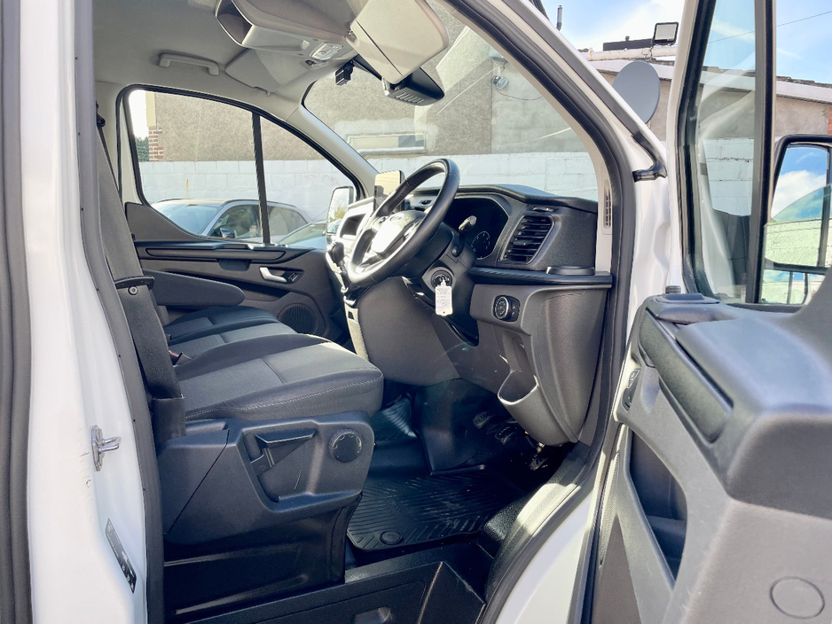 2022 Ford Transit Custom 2L Diesel For Sale Images