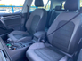 2019 VOLKSWAGEN GOLF HIGHLINE 1.4 TSI AUTO // HALF ALCANTARA SEATS // DIGITAL CLUSTER // 17