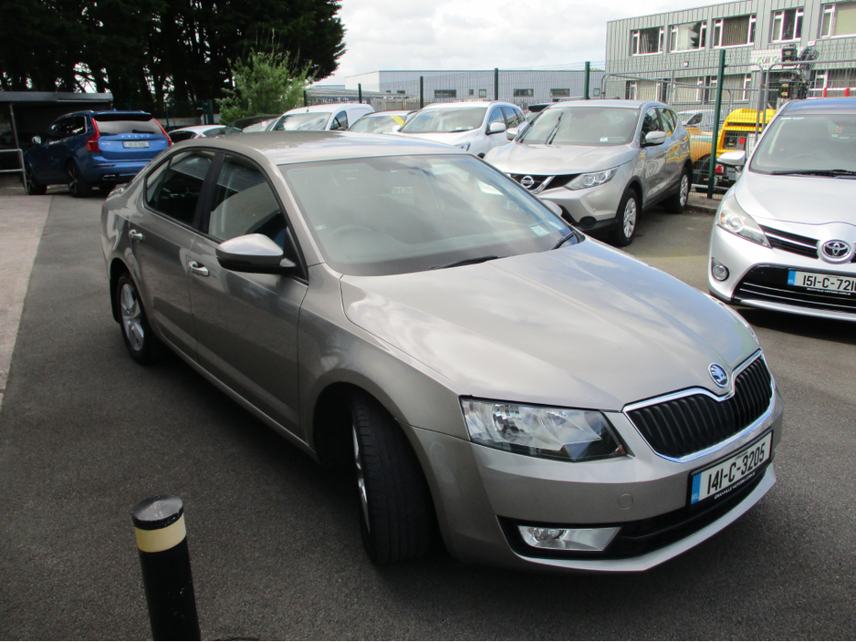 2014 Skoda Octavia 1.6L Diesel For Sale Images