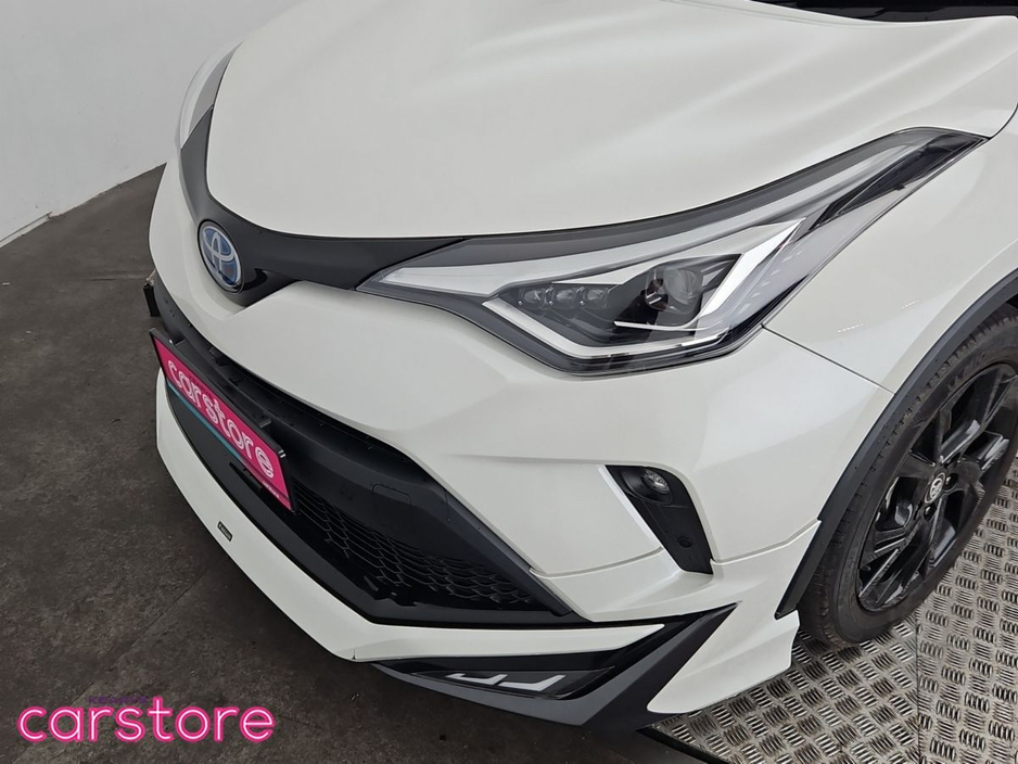 Toyota C-HR 1.8 HYBRID Auto (Full body kit) — thumbnail 17
