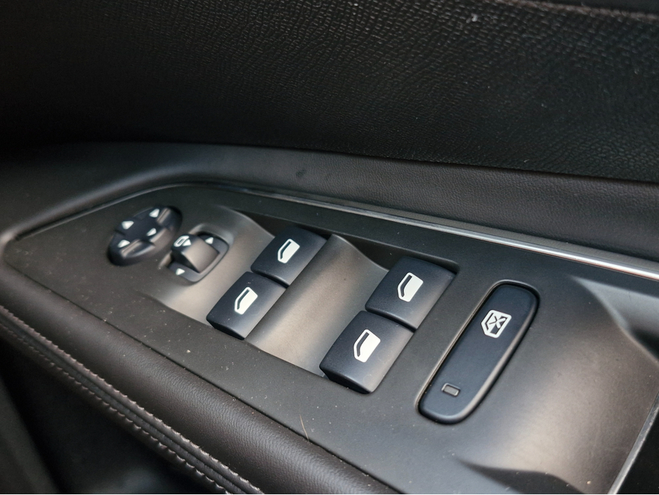 2018 Peugeot 5008 1.6L Diesel For Sale Images