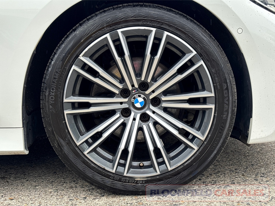 BMW 3 Series 320D MSPORT , AUTO // PRISTINE — thumbnail 9