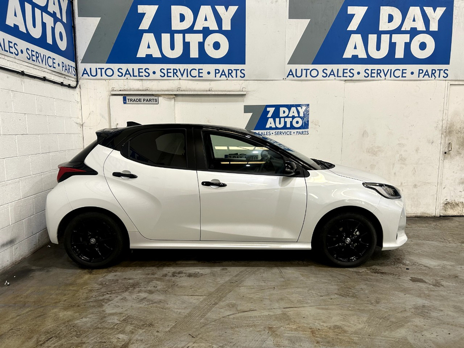 2025 Toyota Yaris 1.5L Petrol Hybrid For Sale Images
