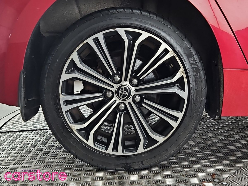 Toyota Corolla 1.8 Hybrid Luna Sport Hatchback — thumbnail 14
