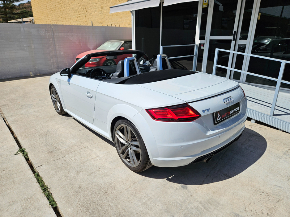 2016 Audi TT 2L Petrol For Sale Images