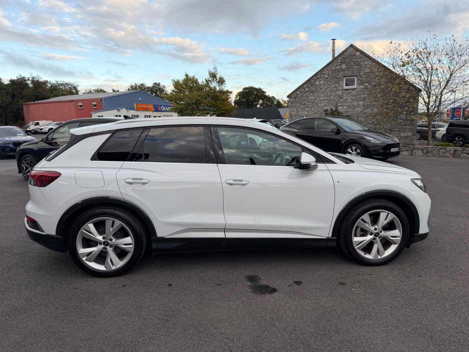 Audi Q4 e-tron S-Line - 40 Etron - 82KWh — thumbnail 12