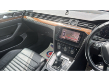 2019 Volkswagen Passat 2L Diesel For Sale Images