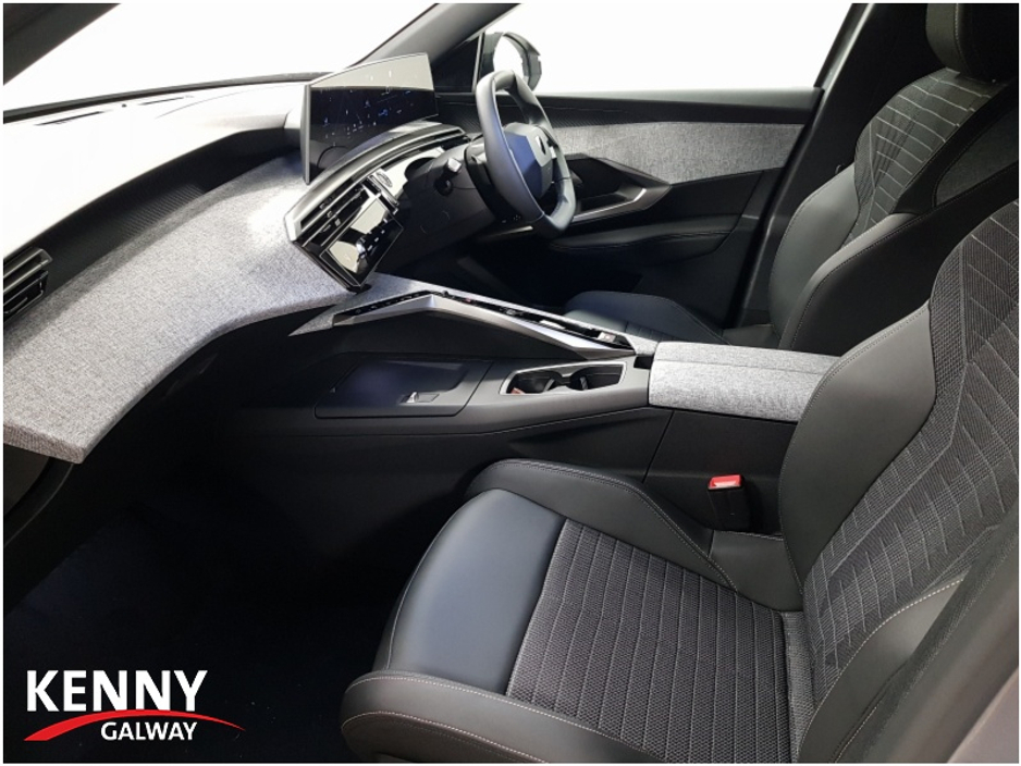 2025 Peugeot 5008 ElectricL Electric For Sale Images