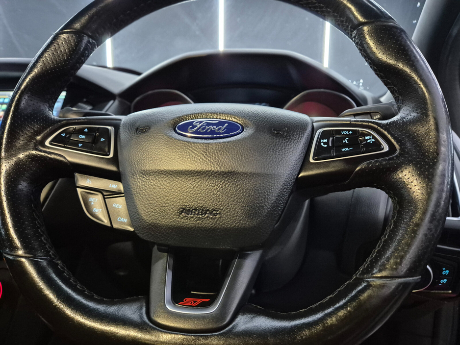 2015 Ford Focus 2L Diesel For Sale Images