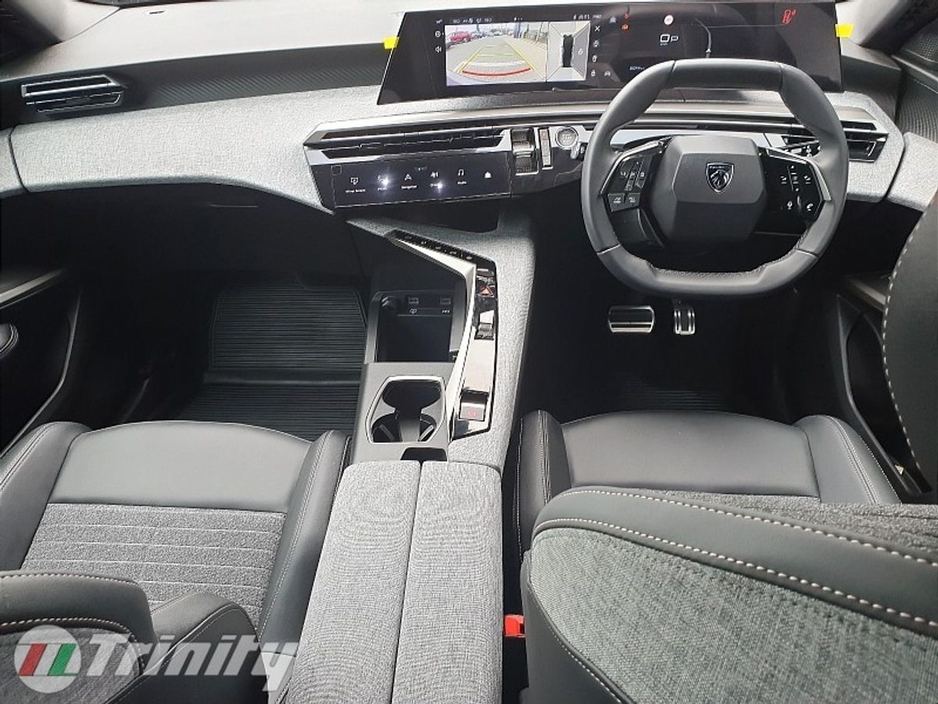 2026 Peugeot 5008 1.2L Petrol For Sale Images