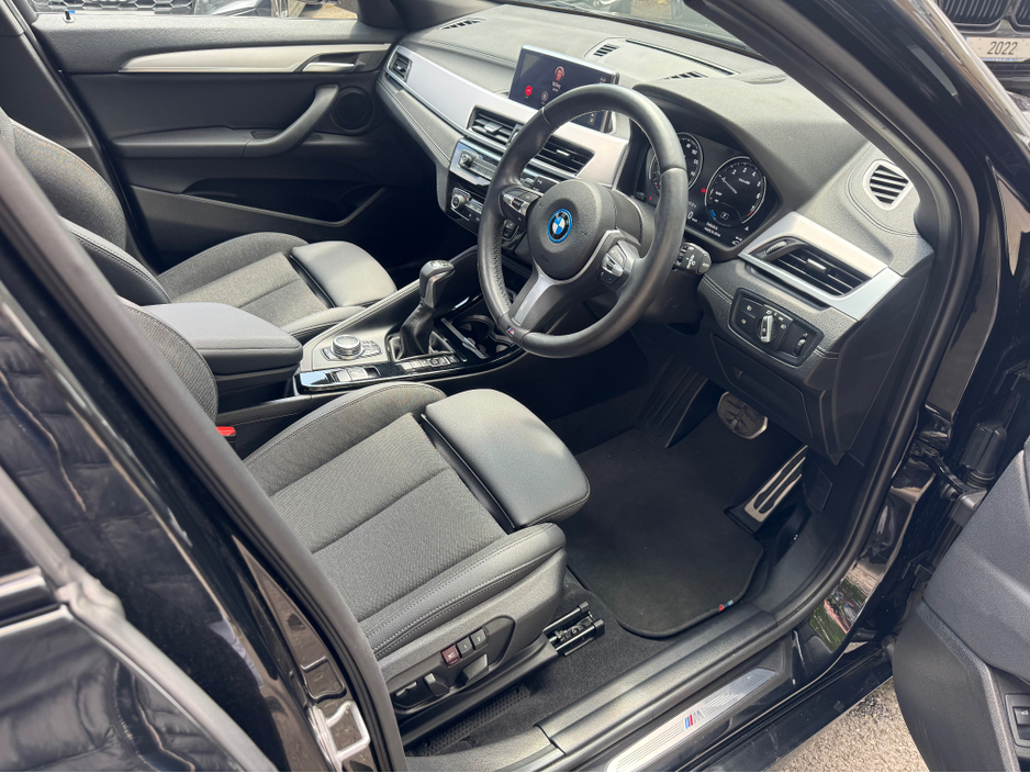 2023 BMW X2 1.5L Petrol Plug-in Hybrid For Sale Images