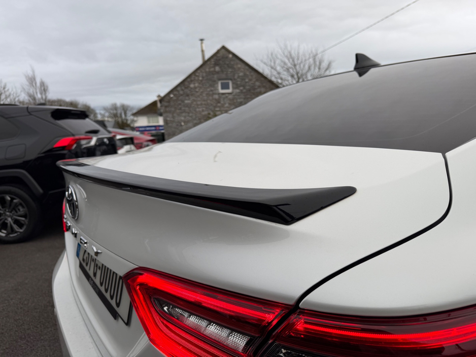 2023 Toyota Camry 2.5L Petrol Hybrid For Sale Images