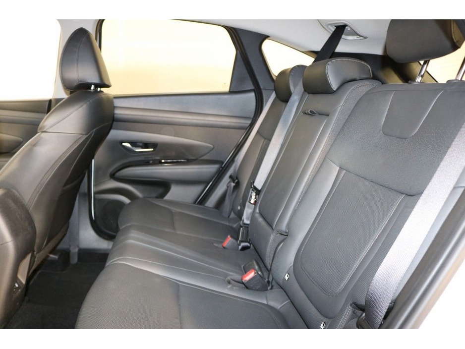 Hyundai Tucson Executive Ex Demo 1.6l Diesel SUV - 4.9% APR Finance Rate - No Deposit - PCP & HP Available — thumbnail 9