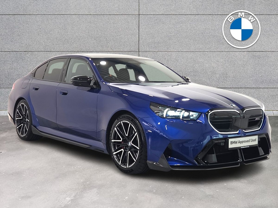 2025 BMW M5 4.5L Petrol Plug-in Hybrid For Sale Images