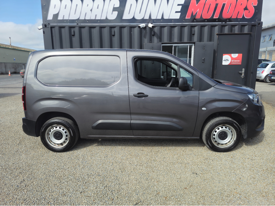 2022 Toyota Proace 1.5L Diesel For Sale Images