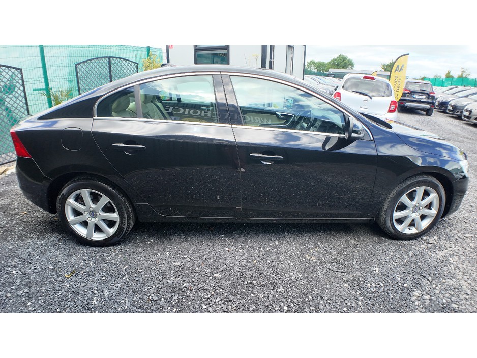 2017 Volvo S60 2L Diesel For Sale Images