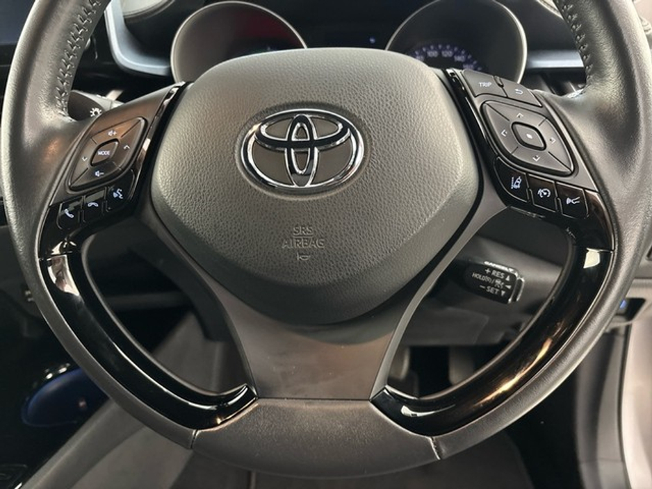 Toyota C-HR HYBRID SPORT AUTO — thumbnail 12
