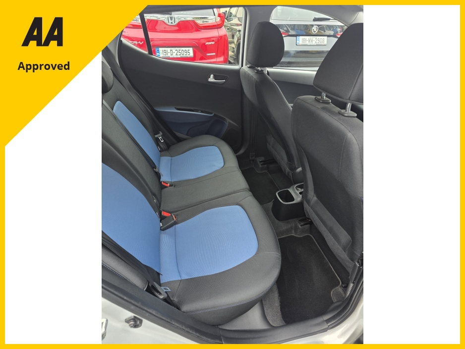 Hyundai i10 DELUXE 4DR — thumbnail 17