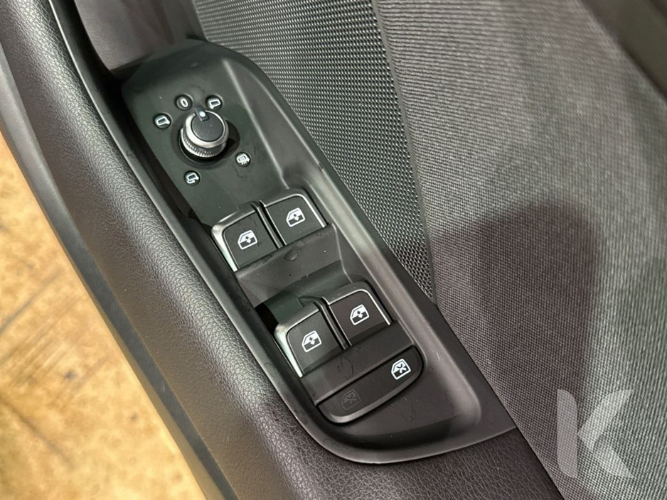Audi A3 1.4 TSI AUTOMATIC - FACTORY ALLOYS - CRUISE CONTROL - REAR CAMERA — thumbnail 17