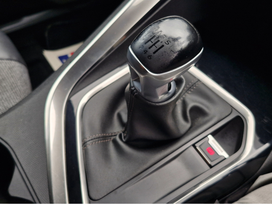 2020 Peugeot 3008 1.5L Diesel For Sale Images