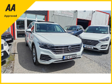 2019 Volkswagen Touareg 3L Diesel For Sale Images