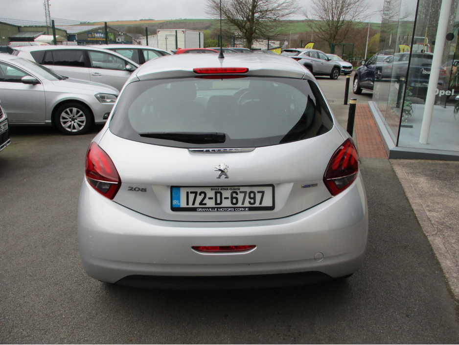 2017 Peugeot 208 1.2L Petrol For Sale Images