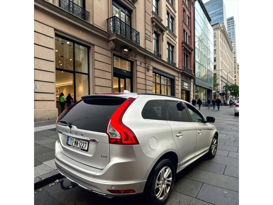 2017 Volvo XC60 2L Diesel For Sale Images