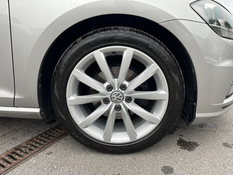 2018 Volkswagen Golf 1L Petrol For Sale Images